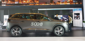 Cận cảnh mẫu SUV 7 chỗ 'sang chảnh' Peugeot 5008 giá 1,389 tỷ đồng