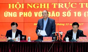 Thủ tướng yêu cầu toàn lực ứng phó bão số 16 cấp thảm họa sắp đổ bộ