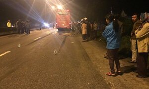 Xe khách Phương Trang chạy tốc độ cao tông chết 2 người ở Huế