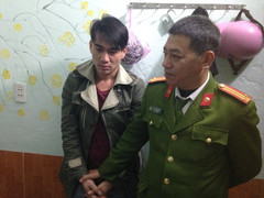 Bắt đôi tình nhân tàng trữ ma túy đá trong phòng trọ