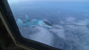 Video: Xem các chiến cơ Su-34, MiG-31BM tiếp liệu trên không