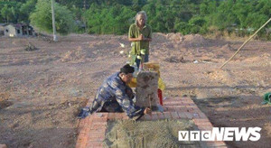 Dự án bãi đậu xe 'treo' hơn nửa thập kỷ sau khi san phẳng mộ vợ vua nhà Nguyễn