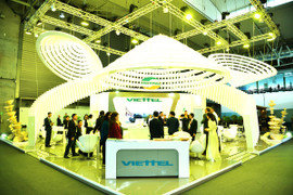 Bộ trưởng Lào tại MWC: 'Chúng tôi rất tự tin về tương lai của Viettel'