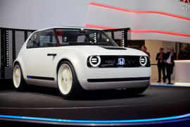 Honda cho phép đặt hàng trước mẫu xe điện 'kỳ quặc' Urban EV vào đầu năm sau