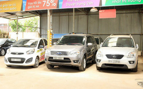 Nghịch lý thị trường ô tô: Giá giảm mạnh cũng chẳng có ai mua