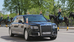 Video: Cận cảnh xe chuyên dụng hoàn toàn mới của Tổng thống Nga