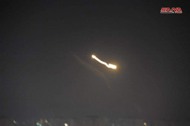 Video: Syria đánh chặn tên lửa Israel không kích thủ đô Damascus sáng 10/5