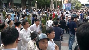 Công an Hà Nội xử lý một số người tụ tập trái phép