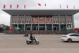 Kỷ luật cảnh cáo một Giám đốc trung tâm phát triển quỹ đất huyện ở Quảng Trị