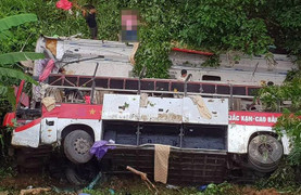 Xe khách giường nằm lao xuống vực ở Cao Bằng: Thông tin mới nhất từ bệnh viện cấp cứu 15 người bị thương