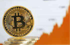 Giá Bitcoin hôm nay 23/7: Tiến tới sát ngưỡng 7.500 USD
