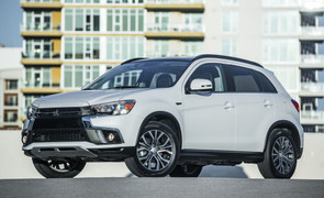 Bảng giá ô tô tháng 9/2018: Mitsubishi tăng giá khó hiểu nhiều mẫu xe