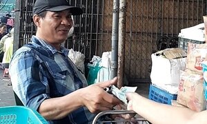 Bảo kê tại chợ Long Biên: Chủ tịch Hà Nội yêu cầu Giám đốc Công an TP khẩn trương điều tra