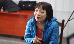 Nữ phóng viên tống tiền doanh nghiệp 100.000 USD từ chối luật sư bào chữa