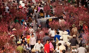 Tục đi chợ Tết - Nét đẹp văn hóa lâu đời của người Việt