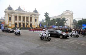 Những hình ảnh đầu tiên của Chủ tịch Kim Jong-un ở Hà Nội