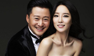 'Thần bài' Ngô Kinh kiếm hàng trăm triệu USD sau nhiều năm ăn bám vợ