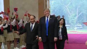 Video: Thủ tướng Nguyễn Xuân Phúc hội kiến Tổng thống Trump