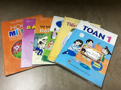 Bộ GD&ĐT tổ chức thẩm định sách giáo khoa lớp 1