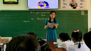 Đơn xin nghỉ việc của cô giáo Thanh Hóa vì 'lương không đủ sống' khiến nhiều người xót xa