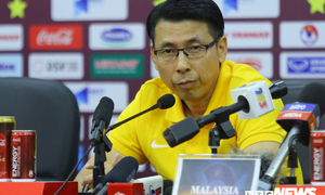 HLV Malaysia ám ảnh thua tuyển Việt Nam, lo Park Hang Seo chơi tâm lý chiến