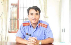 Bộ đội Biên phòng Quảng Bình cứu sống 7 ngư dân gặp nạn trên biển