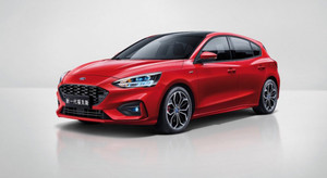 Ford Focus 2019 chính thức được giới thiệu, giá bán chỉ từ 350 triệu đồng
