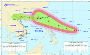 Siêu bão MANGKHUT tăng lên cấp 17 nối đuôi bão số 5 tiến sát Biển Đông