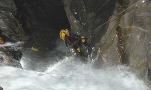 Bão số 4 đổ bộ, 10 du khách Thái Lan vẫn đang trong hang Sơn Đoòng