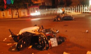 Siêu xe tông liên hoàn 4 xe máy ở Hải Phòng, nhiều người nhập viện