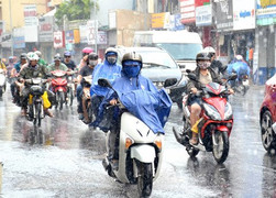 Dự báo thời tiết hôm nay 29/9: Miền Bắc mưa dông, chấm dứt oi nóng