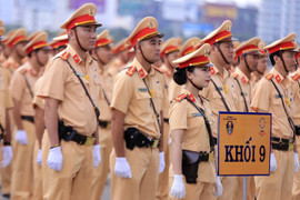 Ảnh: Gần 1.000 cảnh sát giao thông ra quân bảo vệ APEC