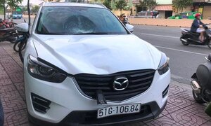 Dân truy đuổi tài xế xe Mazda CX5 tông chết người rồi bỏ chạy