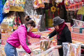 Cả nước nắng đẹp trong ngày cúng ông Công, ông Táo