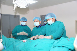 Hẹp 90% động mạch cảnh, nam bệnh nhân 60 tuổi nguy kịch