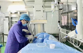 Cứu sống sản phụ chảy máu ồ ạt sau sinh