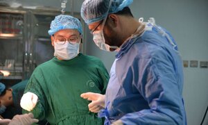 Đột phá y học 2018: Nobel Y học chữa ung thư, thán phục kỹ thuật mổ nội soi ‘Made in Vietnam’