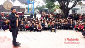 Hàng tỷ đồng ồ ạt chuyển vào tài khoản linh mục Nguyễn Đình Thục, những kẻ quá khích bị dắt mũi