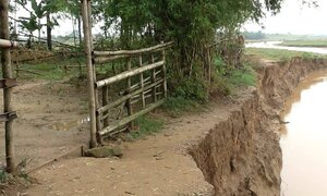 Hai cán bộ Sở Giao thông vận tải Nghệ An bị lũ cuốn trôi