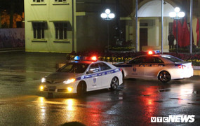 Xe cảnh sát giao thông dẫn đường sẵn sàng đón Chủ tịch Kim Jong - un ở ga Đồng Đăng