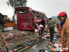 Lật xe khách tại Hà Tĩnh, 2 người chết, nhiều người bị thương