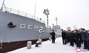 Ảnh: Bên trong chiến hạm Mỹ bị Triều Tiên bắt giữ