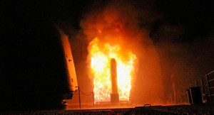 Báo Mỹ: Ông Trump định tấn công căn cứ Nga tại Syria