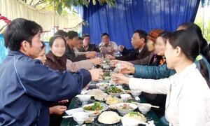 Báo động: Gần 50% nam giới Việt Nam uống rượu bia ở mức nguy hại
