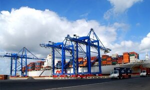 Phí vận chuyển 100km ở Việt Nam đắt gấp 3 lần từ Hàn Quốc về