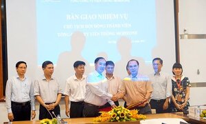 Bàn giao nhiệm vụ Chủ tịch MobiFone cho ông Cao Duy Hải