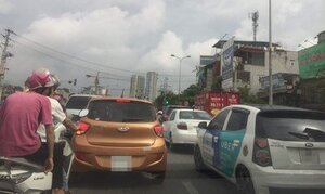 Vén màn những mảng tối của các hợp tác xã vận tải