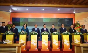 Phó Thủ tướng Vương Đình Huệ bấm nút ra mắt thị trường chứng khoán phái sinh