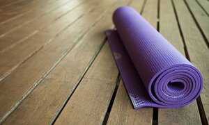 Mối hiểm họa khôn lường từ thảm yoga bẩn