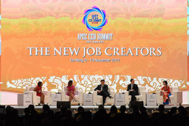 Ai giúp tạo ra việc làm khi công nghệ thay thế sức người?